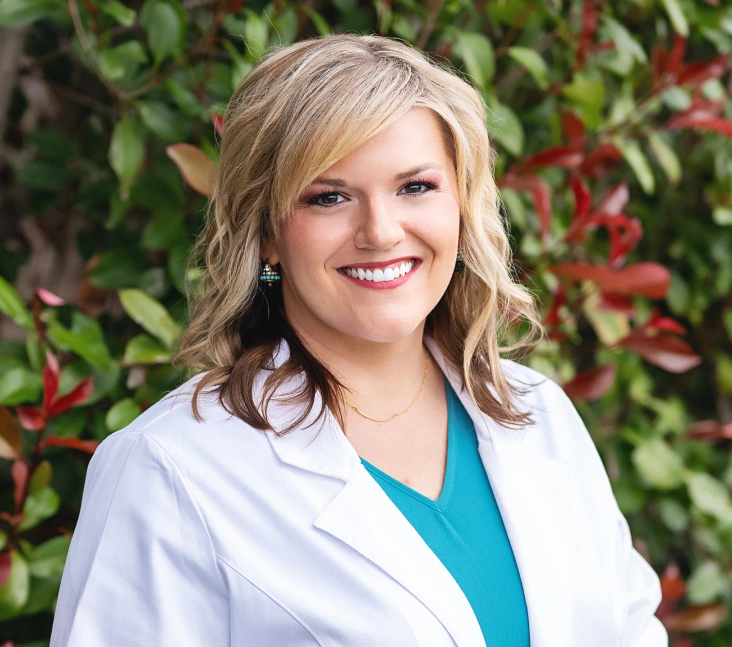 Dr. Maegan Elam- Dentist in Bedford- Maegan Elam, DDS & Associates